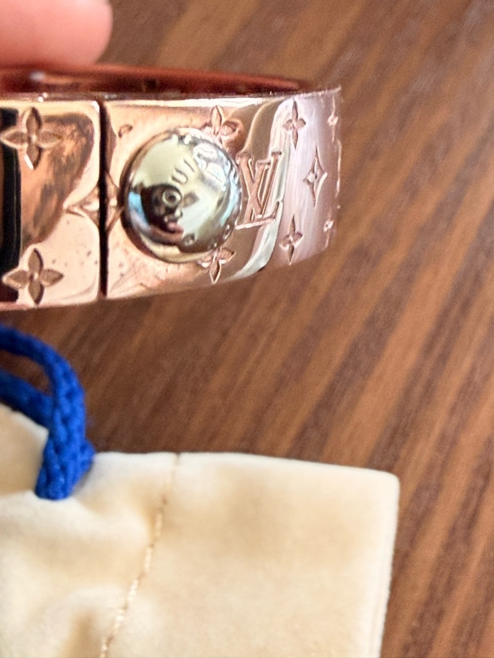 Louis Vuitton Nanogram Cuff Bracelet M - Picture 12 of 13